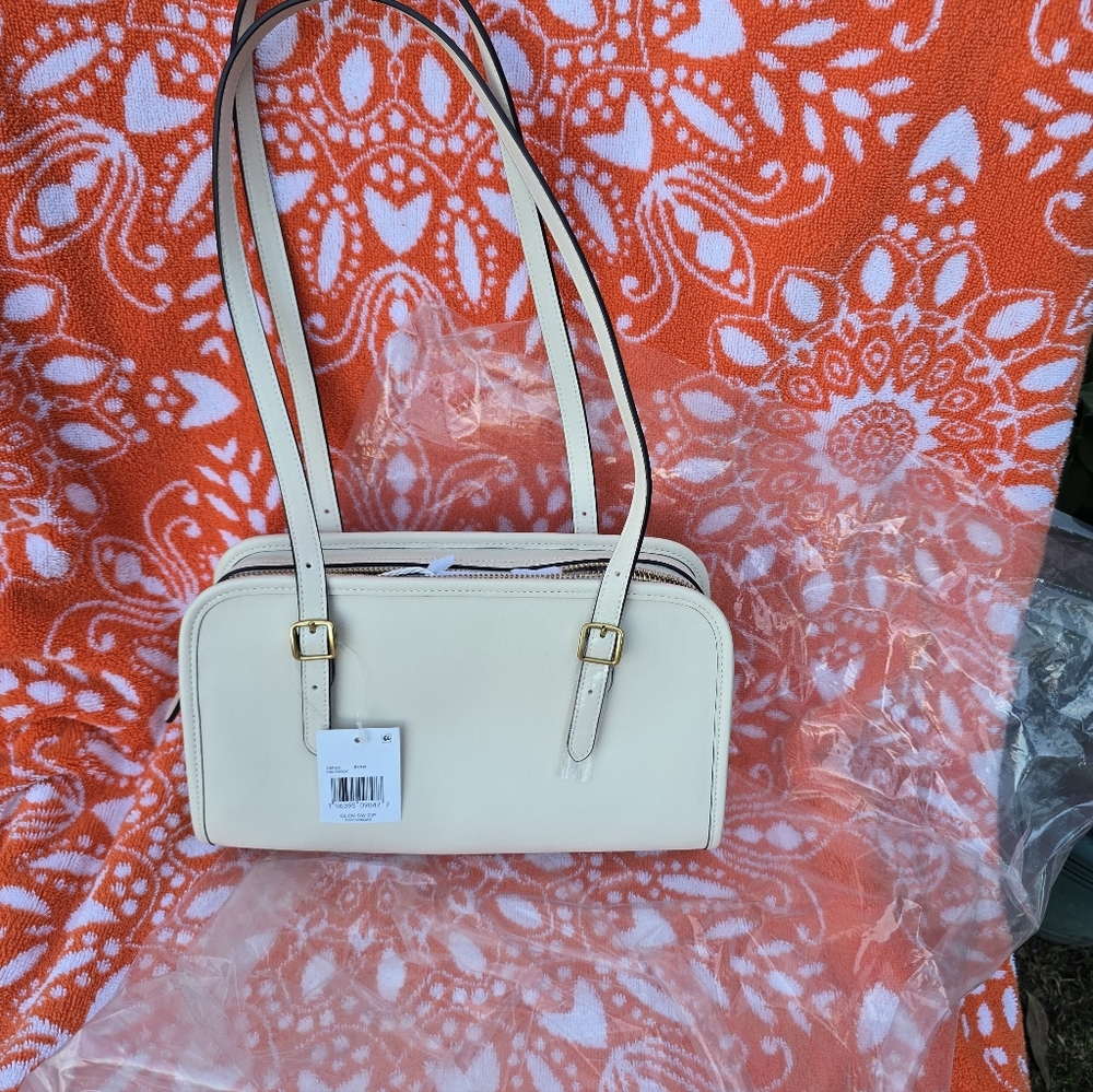 Coach Swing Zip Shoulder Bag - Picture 6 of 16